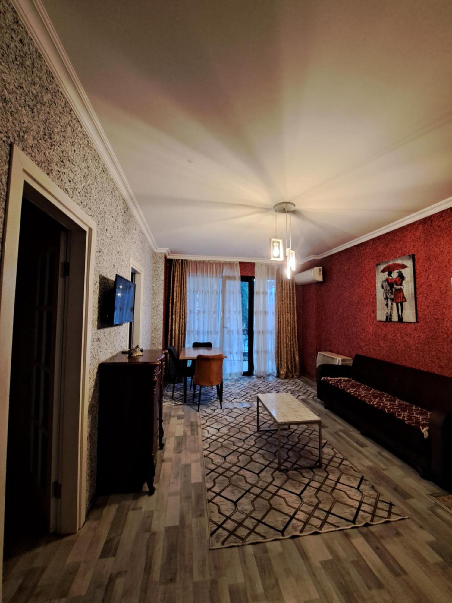 Karvi Hostel & Suites Batumi Exterior foto